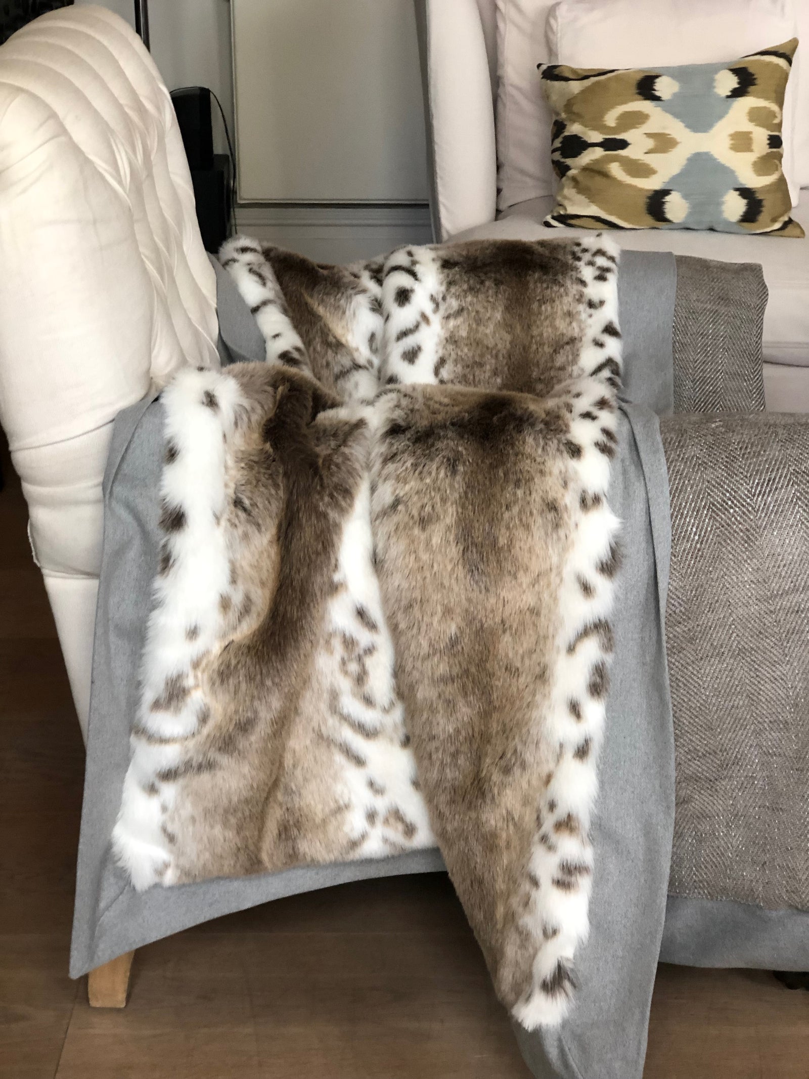 The Lynx Throw